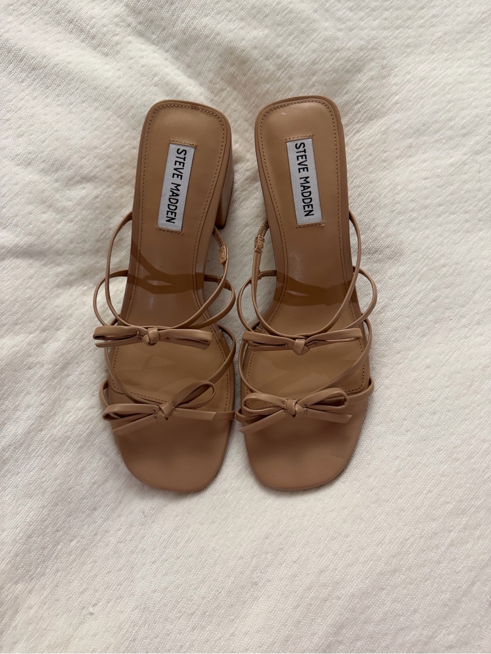 NWOT Steve Madden block heels
